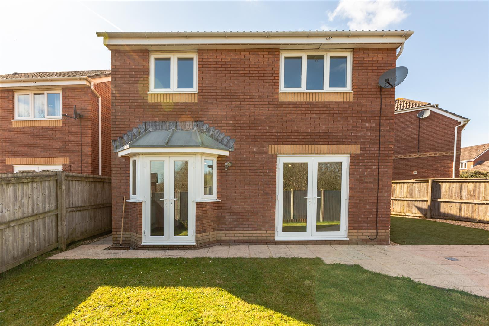 Pant Bryn Isaf, Llwynhendy, Llanelli, SA14 9EJ